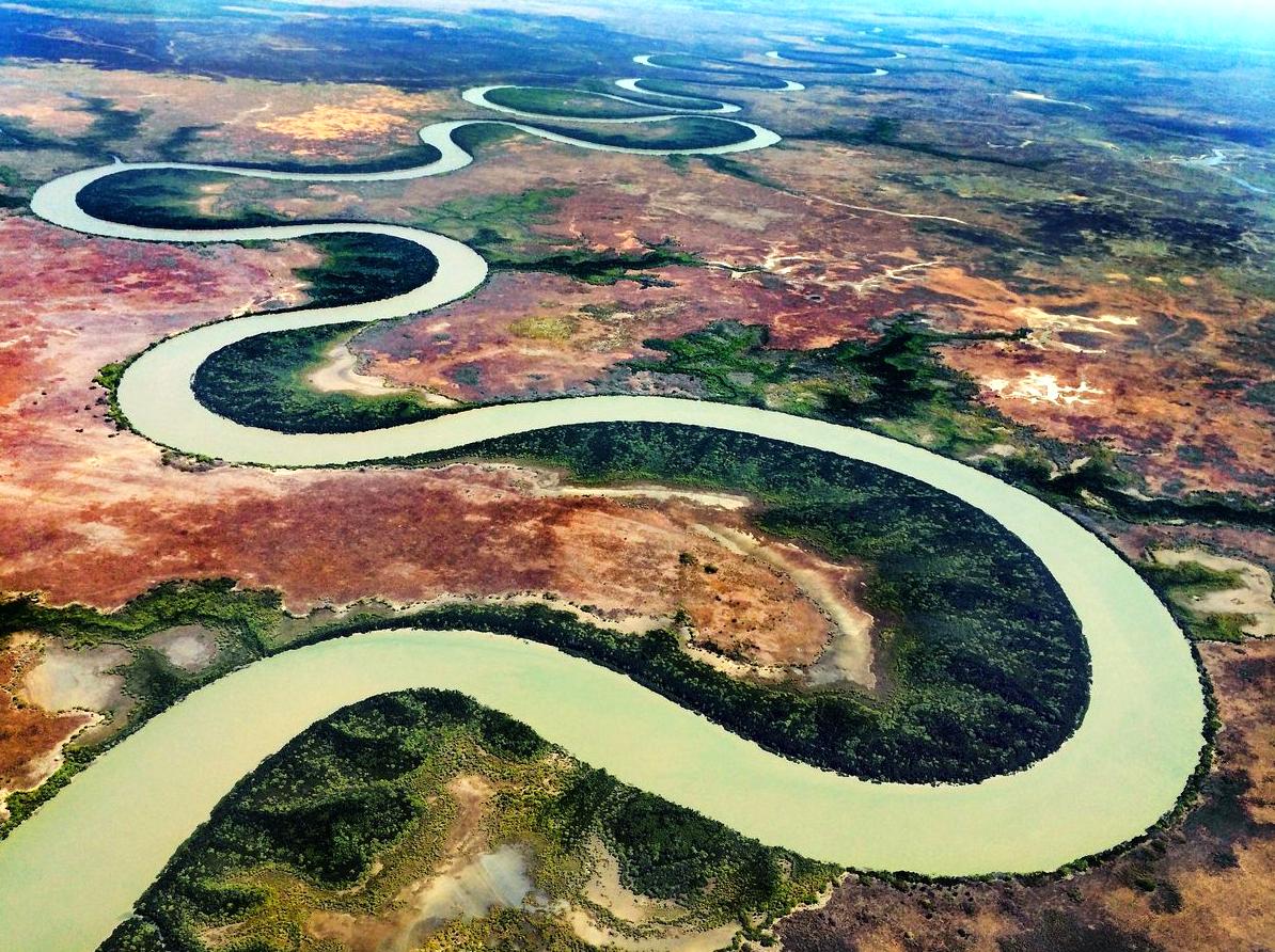 westinemenus | Canoe in the Alligator Rivers: Paddling Through Kakadu